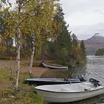 Ved Fjellfroskvatnet * Skjold (Troms)