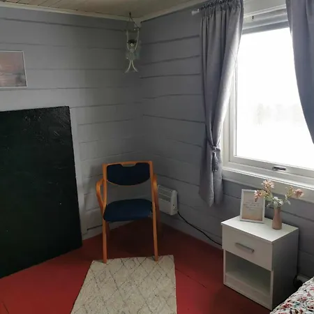 Ved Fjellfroskvatnet Skjold (Troms)