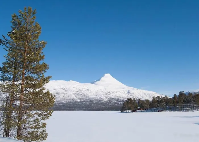 Ved Fjellfroskvatnet Skjold (Troms)
