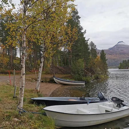 Ved Fjellfroskvatnet * Skjold (Troms)