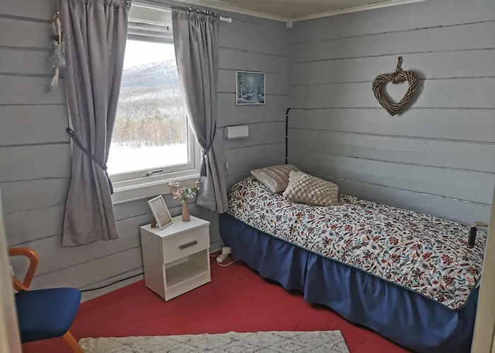 Ved Fjellfroskvatnet * Skjold (Troms)